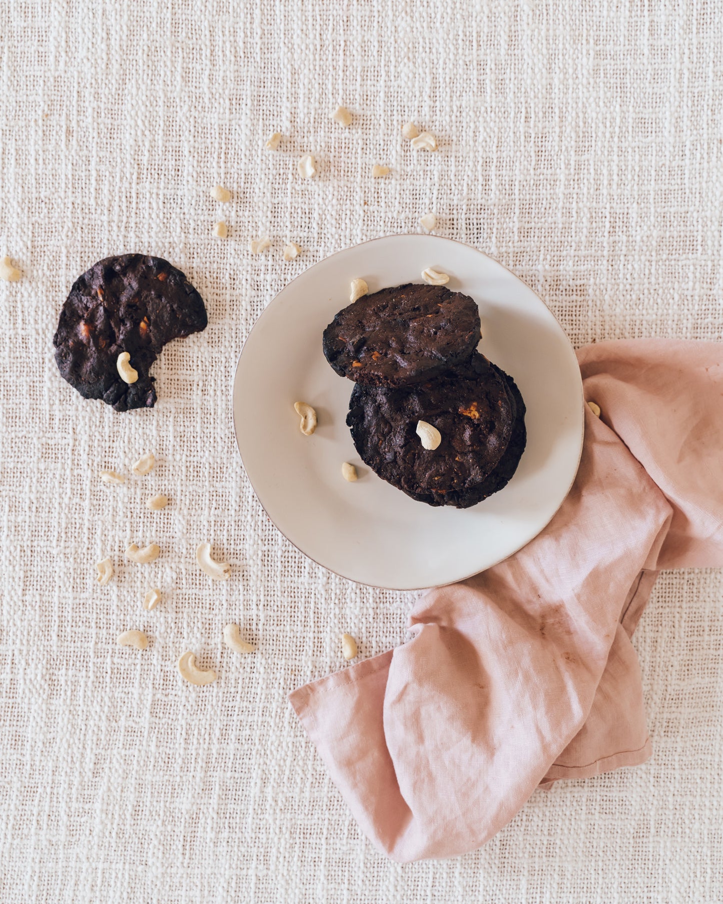 Double Chocolate Chip Cookie