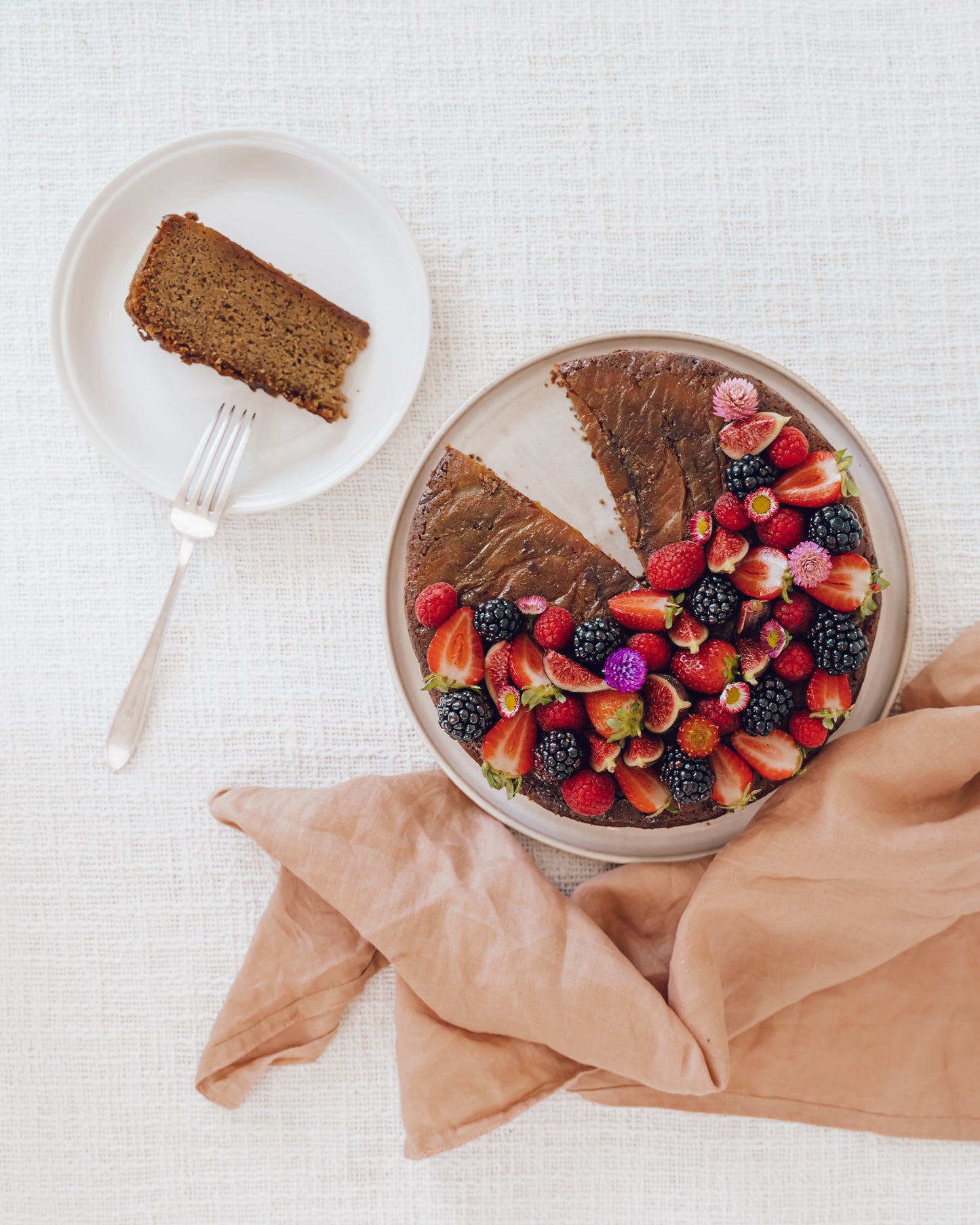 Pear, Almond & Polenta Cake