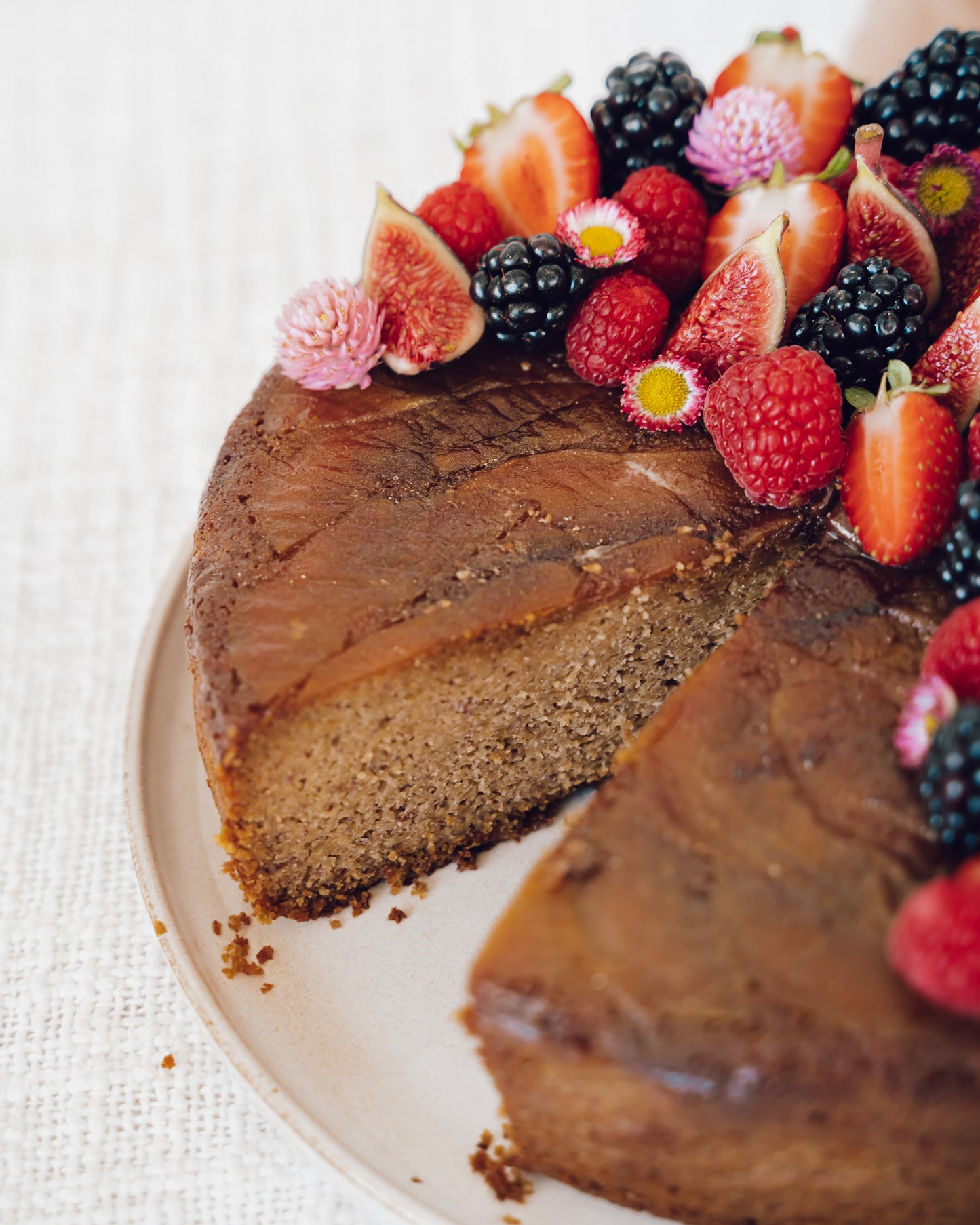 Pear, Almond & Polenta Cake