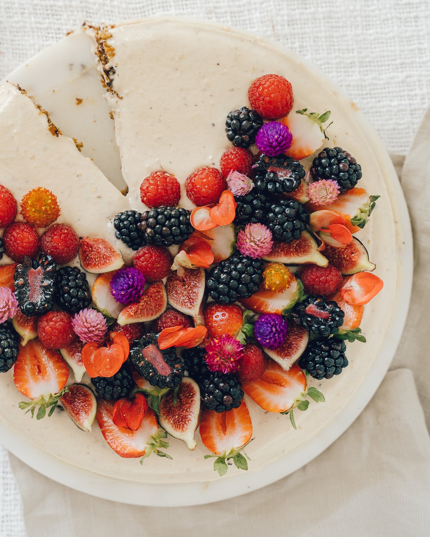 Vegan Carrot, Kale & Cinnamon Cake with Vegan Vanilla Cashew Cream Cheese Icing