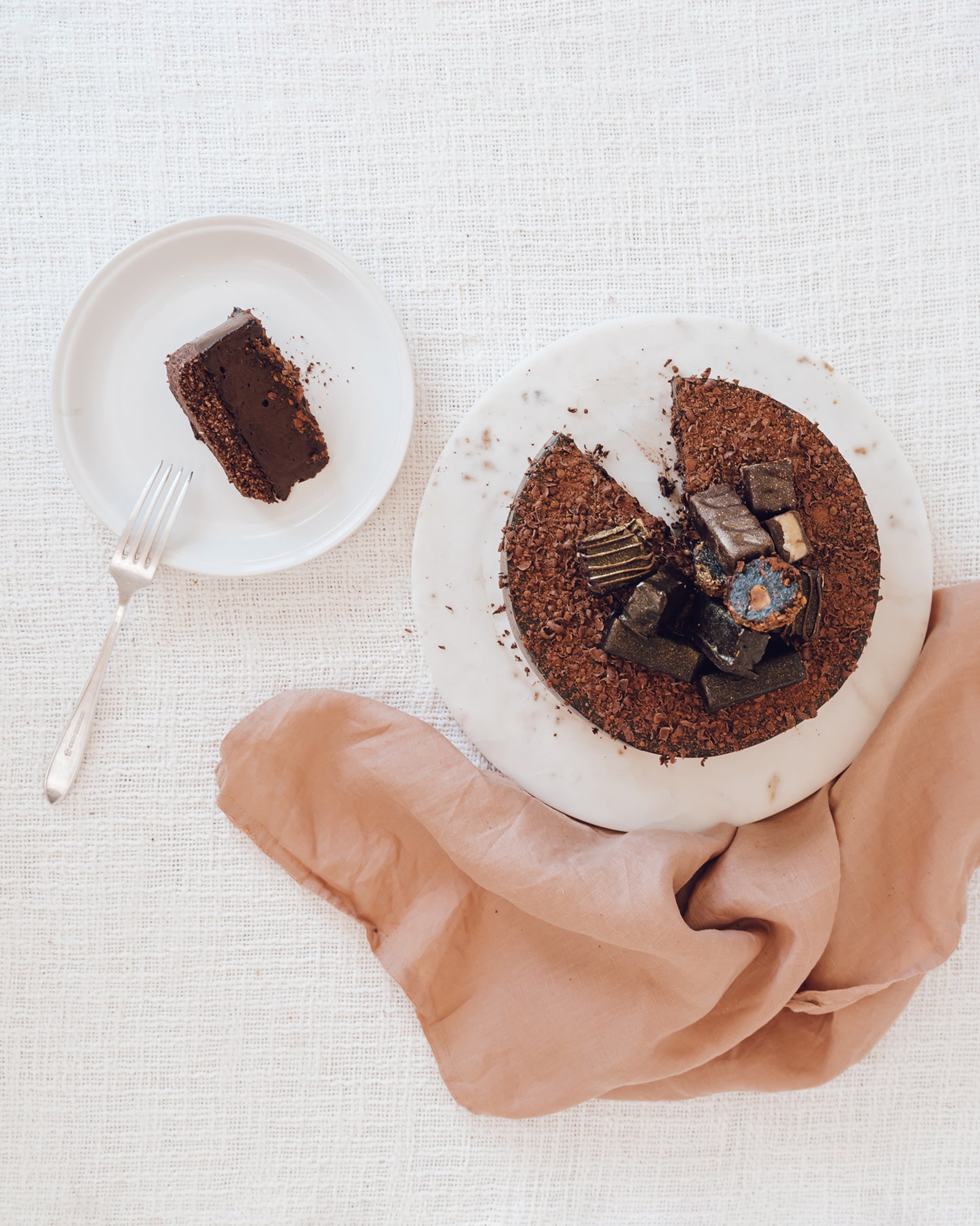 Raw Vegan Dark Chocolate Cake